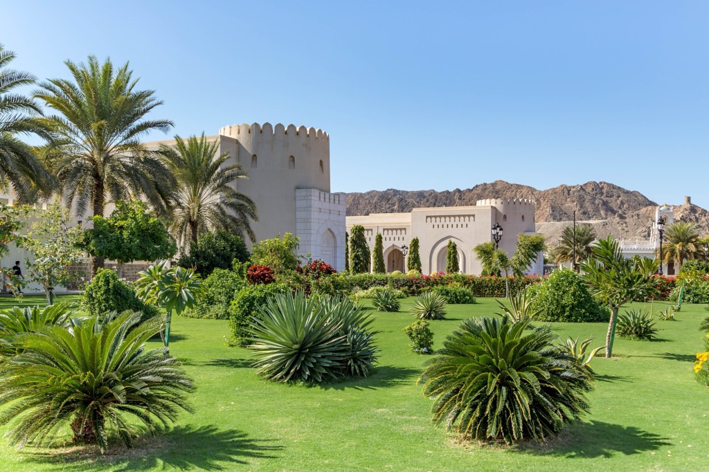 Explore 12 Stunning Places in&nbsp;Oman