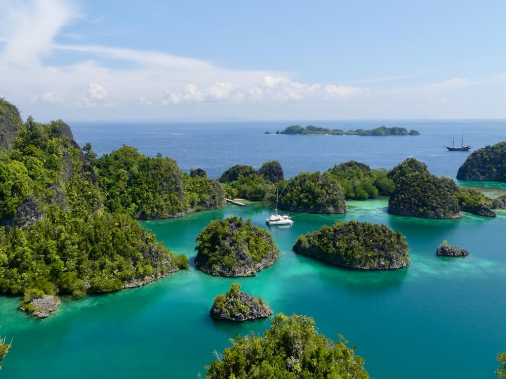 Ultimate Guide to an Epic Adventure in Raja&nbsp;Ampat